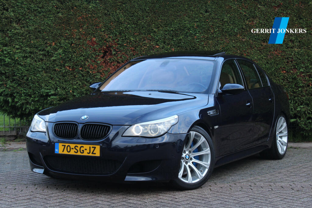 BMW-5 Serie-thumb